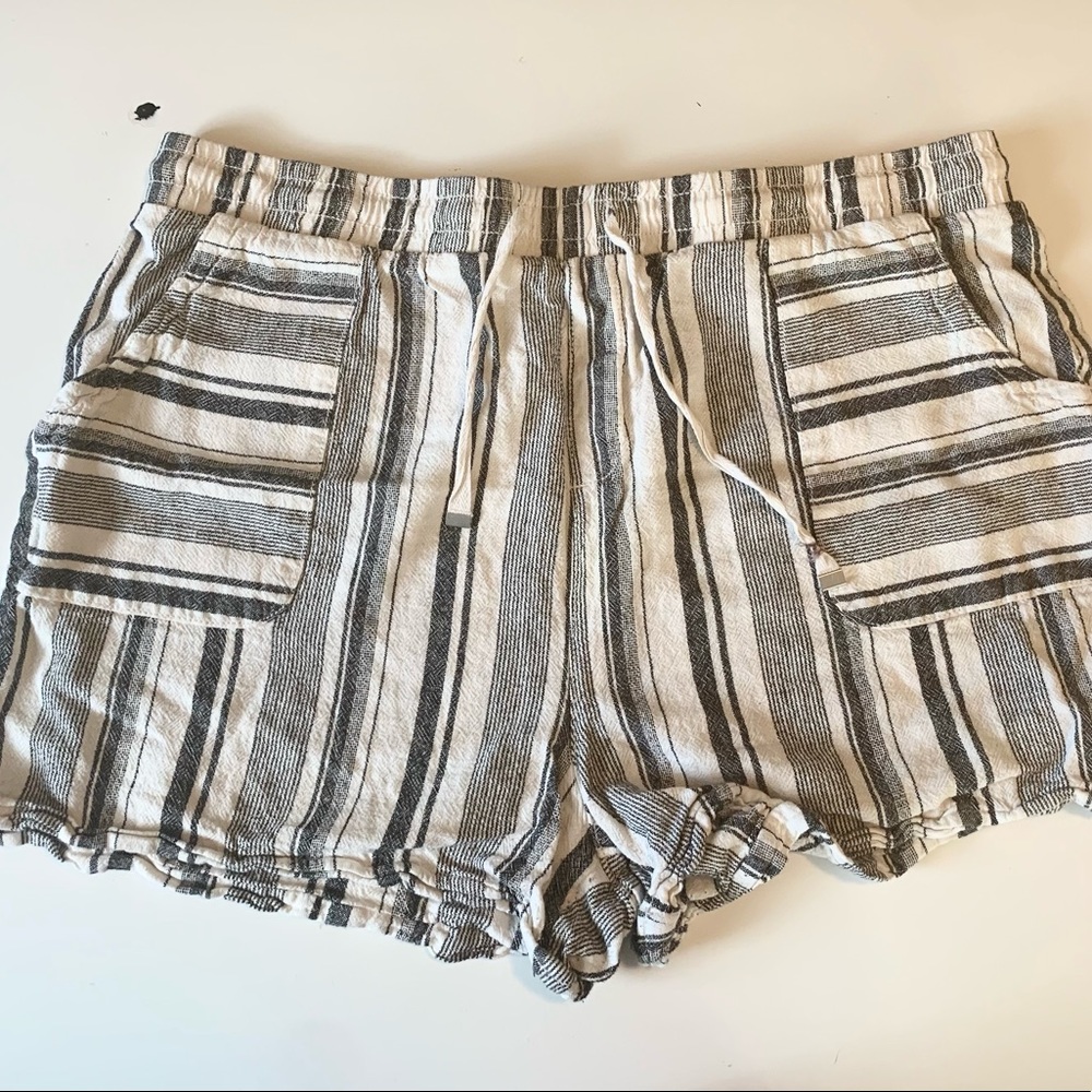 Soft linen like shorts